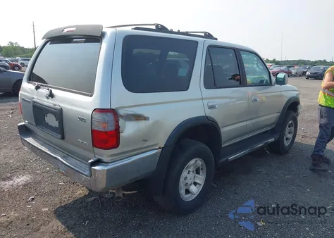 2000 Toyota 4Runner Sr5 V6 z USA, uszkodzony, nr VIN JT3HN86R7Y0290729